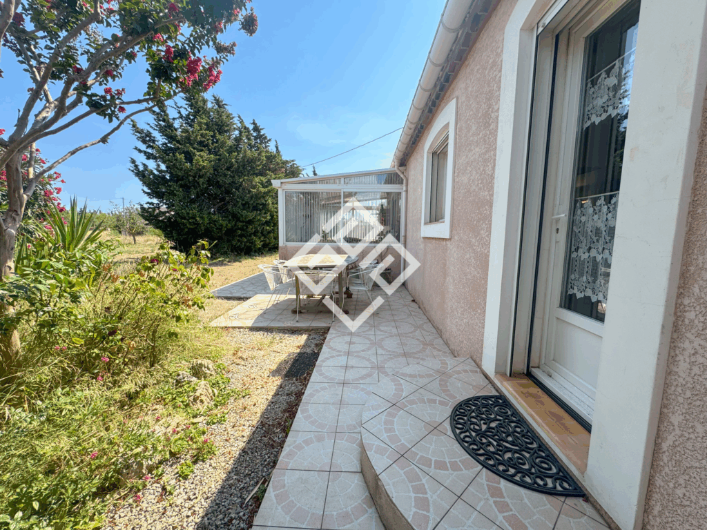 Maison de plain-pied sur 2705m2 de terrain