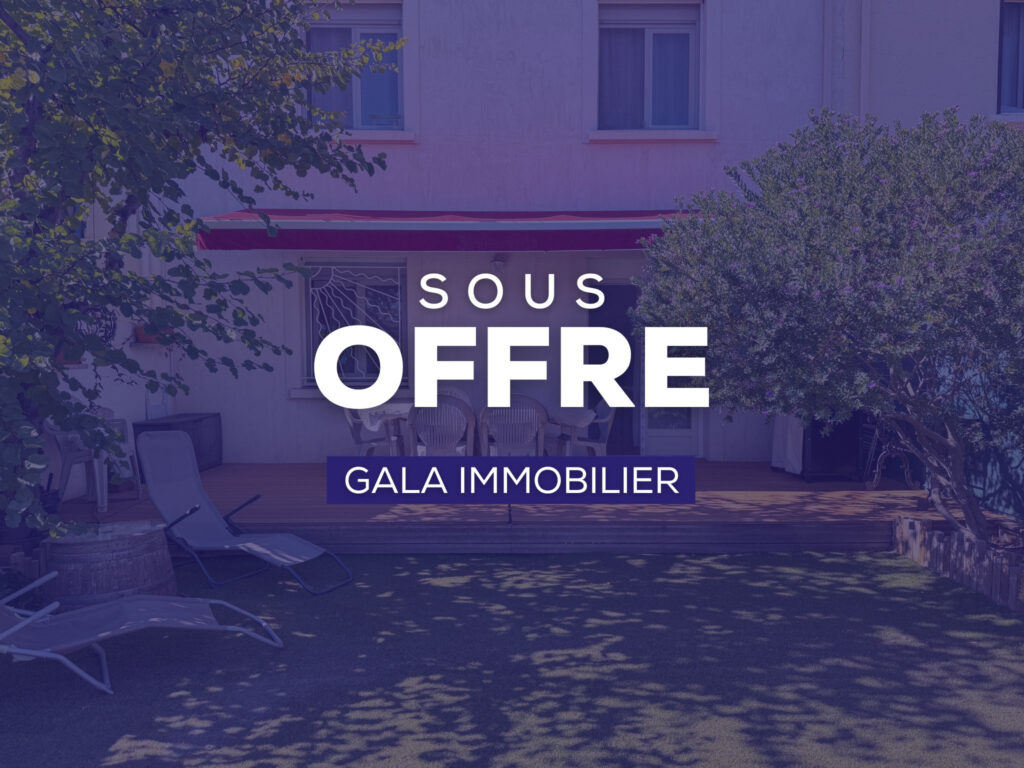 Une maison avec jardin dans un quartier recherché.