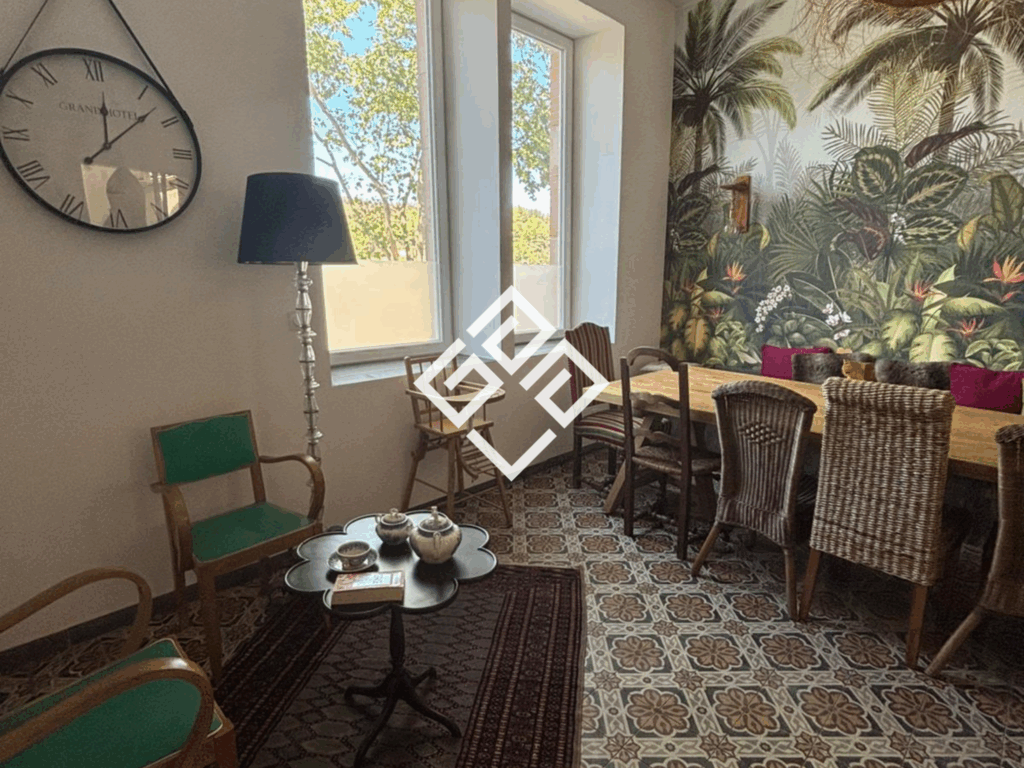 Demeure de caractère avec patio intimiste