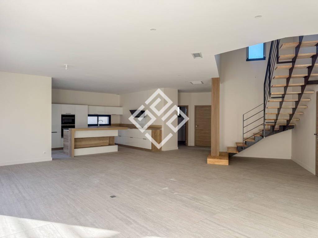 Superbe Villa Neuve dans Quartier Recherché à Narbonne