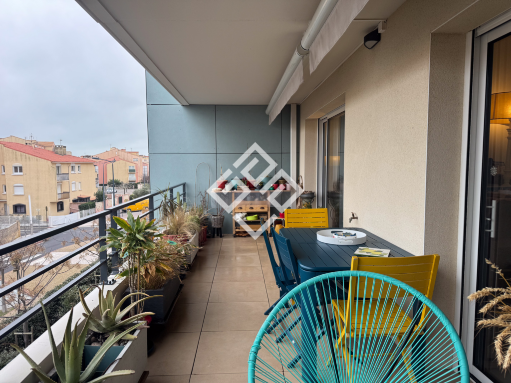 Léo   Élégant appartement en bord de mer avec terrasse