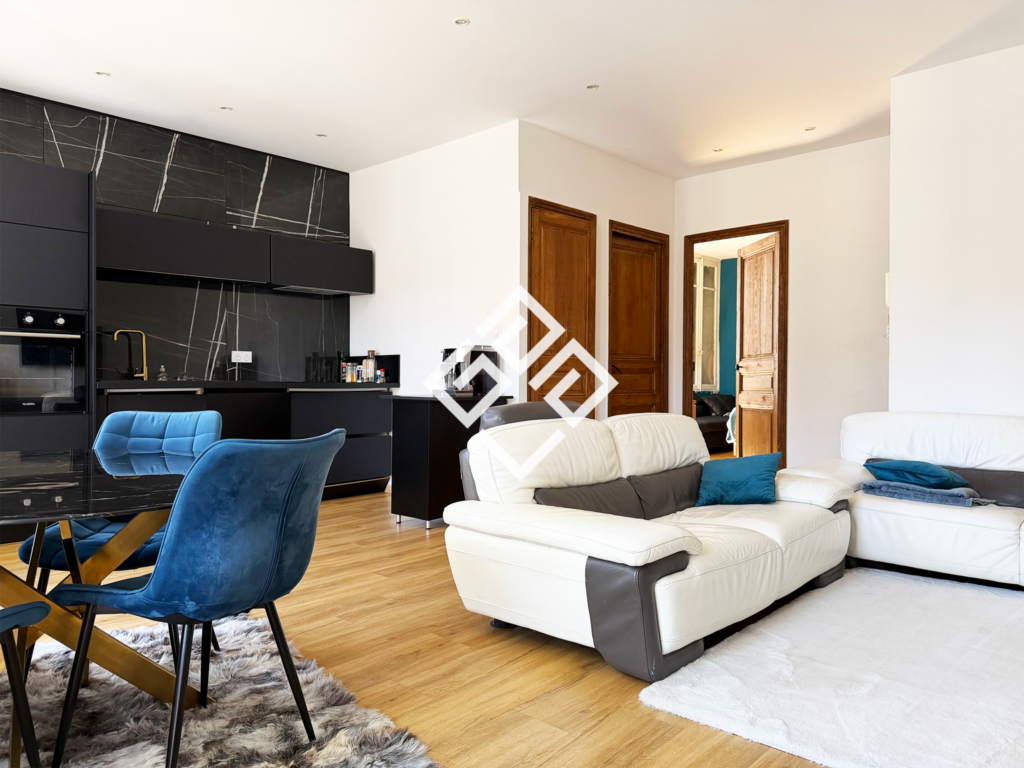 NARBONNE CENTRE   LOT DE 2 APPARTEMENTS