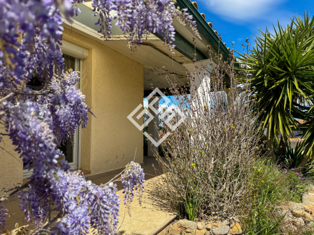 JULIETTE – Maison familiale avec piscine et vue dégagée