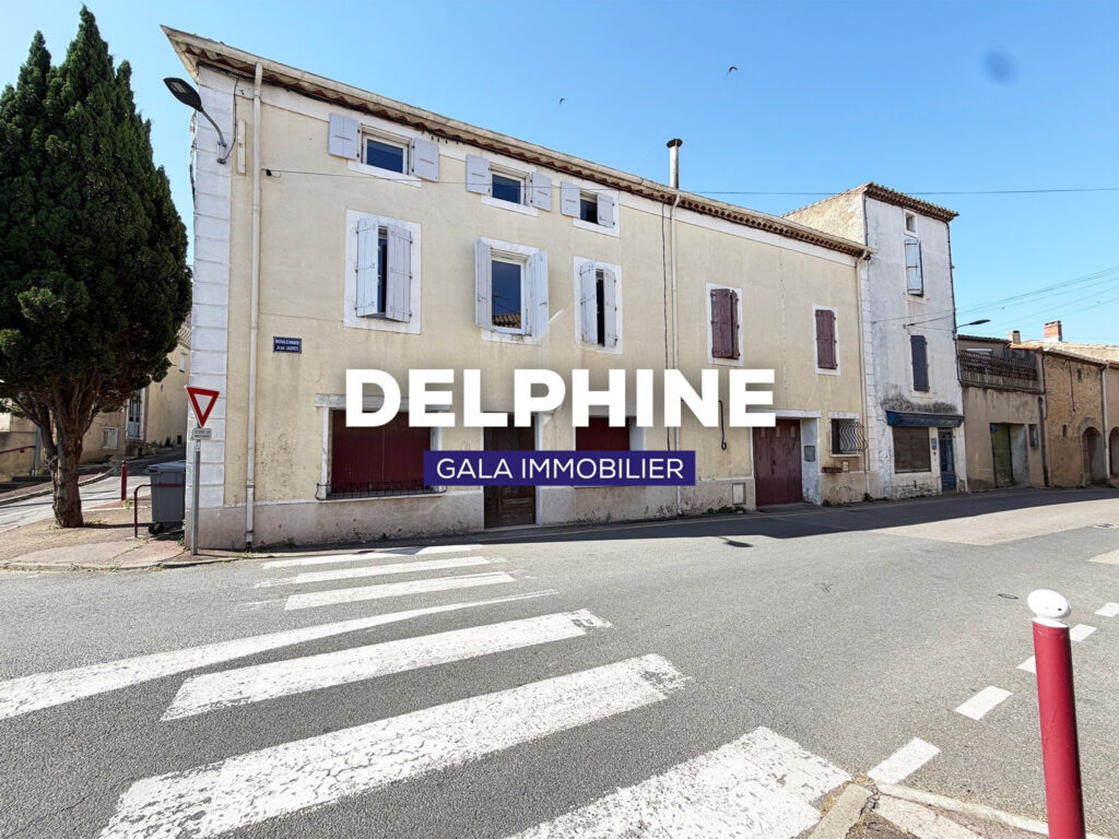 Maison avec garage, appartement indépendant et dépendances