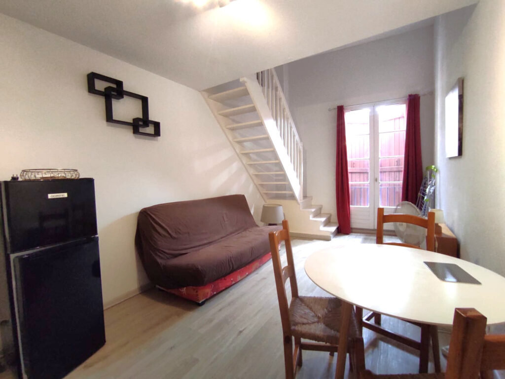 Studio Mezzanine meublé en centre-ville