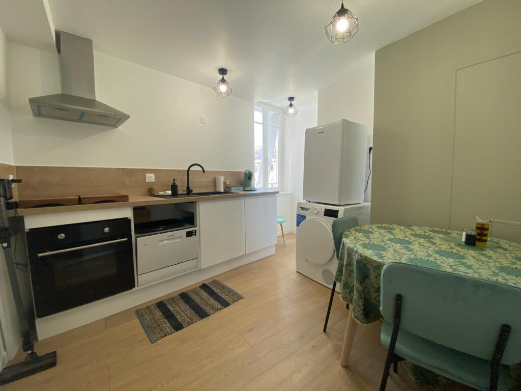 À Narbonne, appartement de 24.01m2 en location 650 EUR par moi
