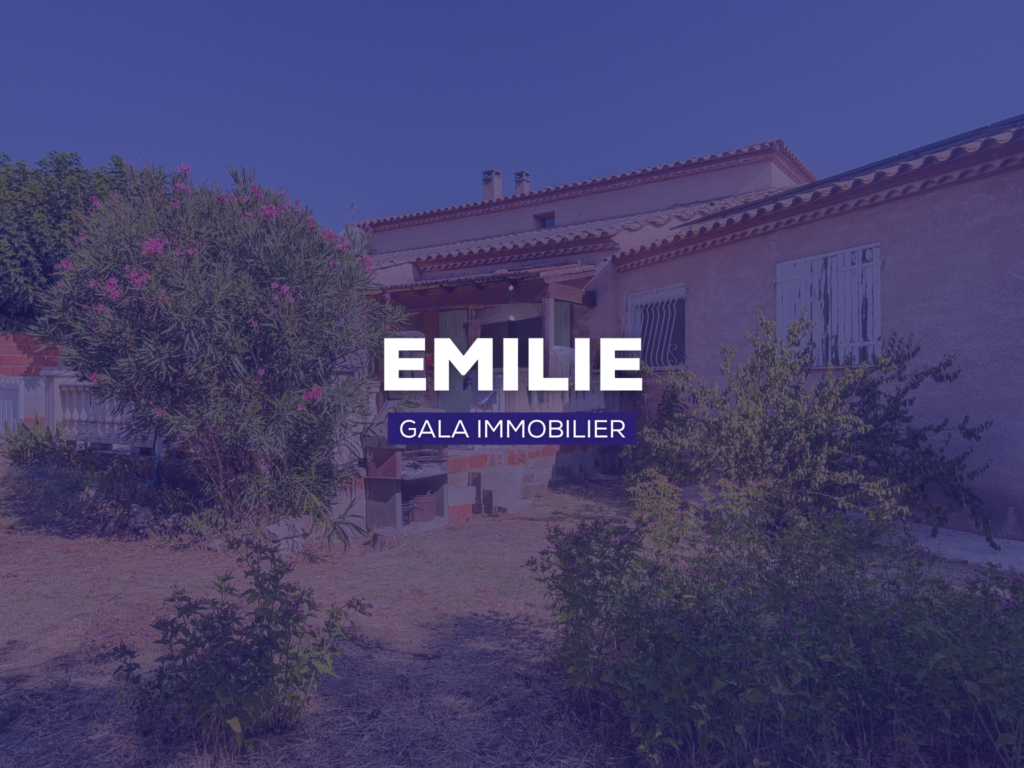 Villa familiale de 227 m2 avec grand terrain et garage.